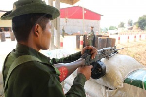 Burmese armed forces guard a checkpoint at Laogai, 17 February 2015. (PHOTO: DVB)
