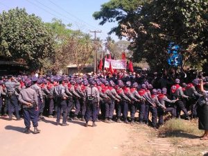 Police lines at the ongoing student sit-in it Letpadan (Photo: DVB)